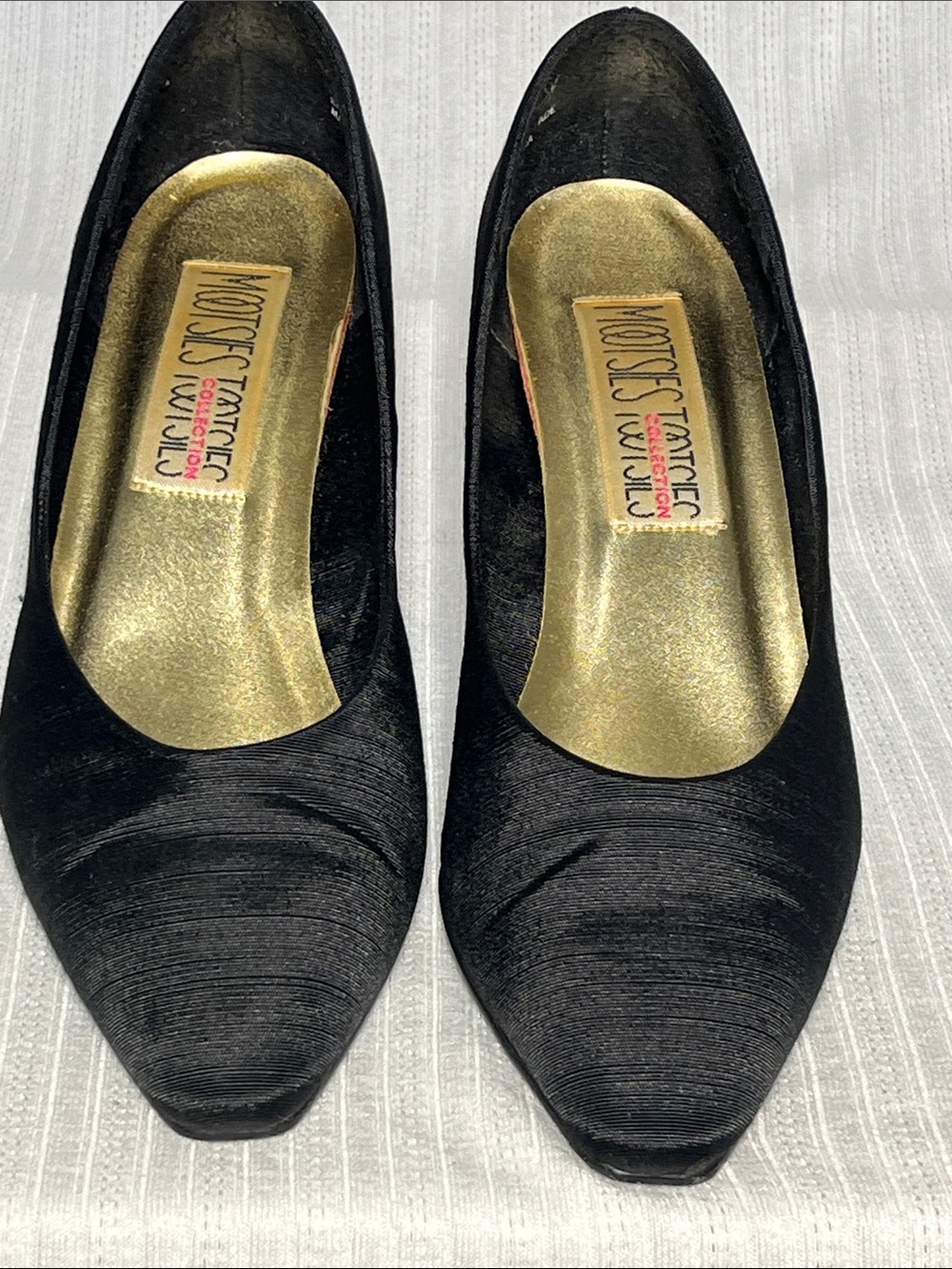 Black Satin Pointed Toe Pumps -9.5M